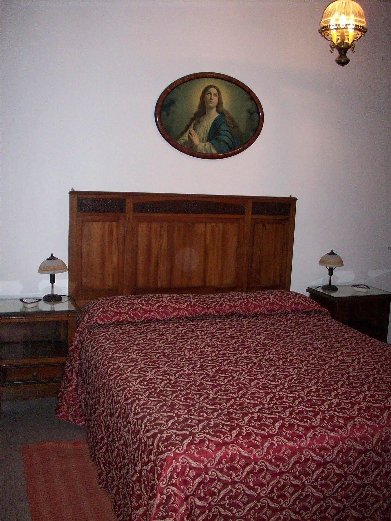 Hotel La Riva Giardini Naxos Eksteriør billede
